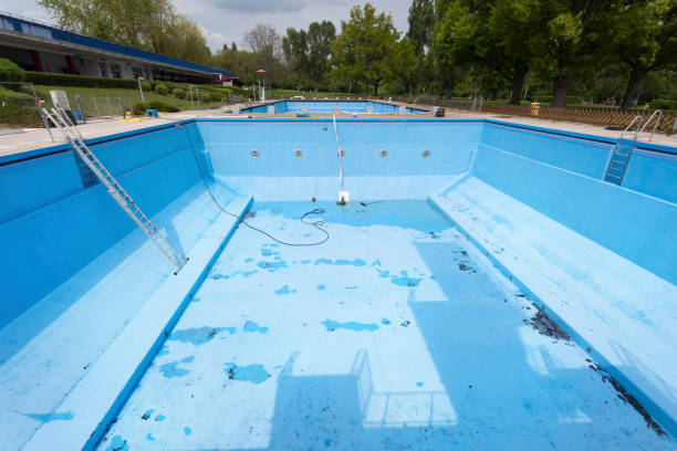 Best Carpet water damage restoration  in Laton, CA
